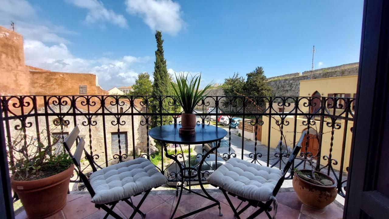 Saint Michel Boutique Hotel Rhodes City Bagian luar foto
