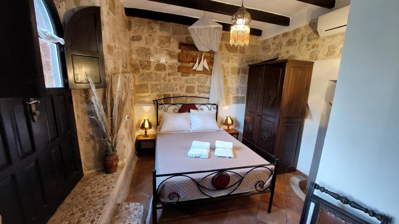 Saint Michel Boutique Hotel Rhodes City Bagian luar foto