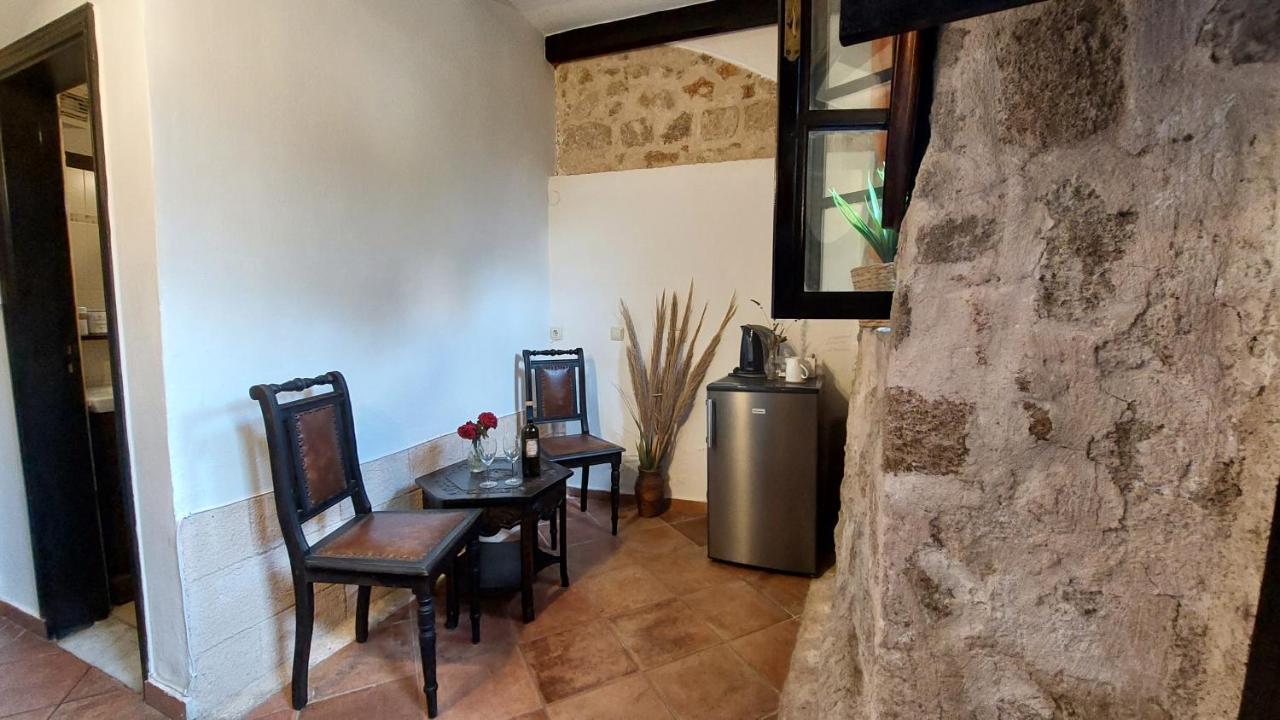 Saint Michel Boutique Hotel Rhodes City Bagian luar foto