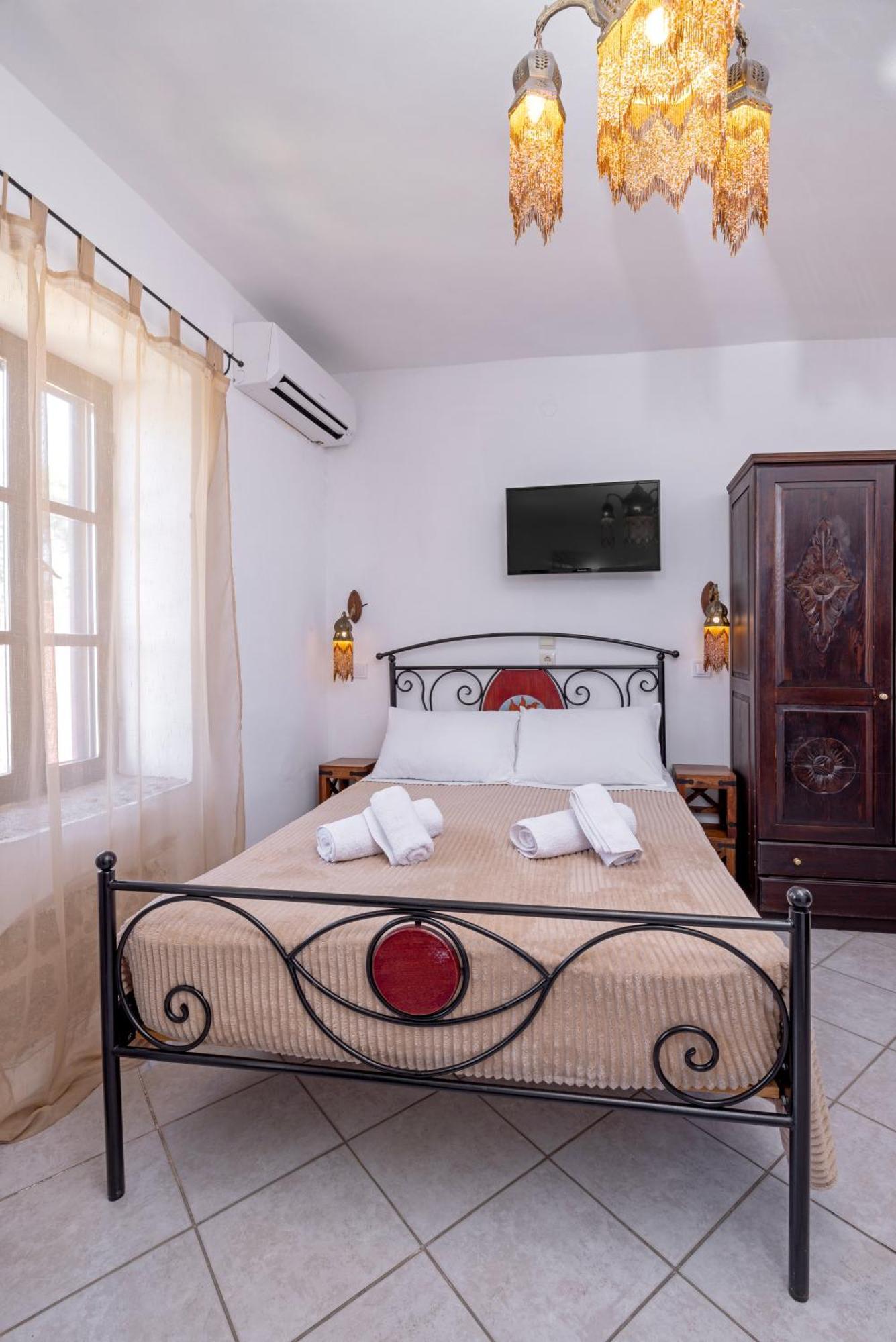Saint Michel Boutique Hotel Rhodes City Bagian luar foto